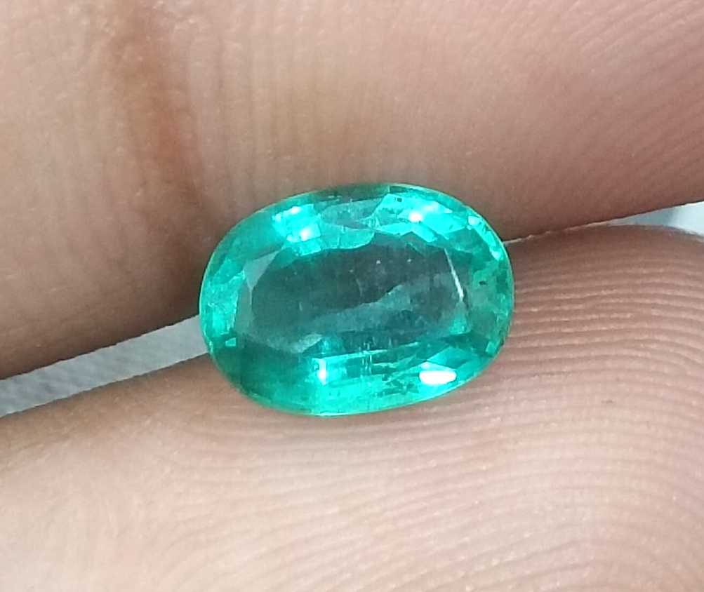 1.26ct GSI USA Certified Medium Light Green Oval Cut Natural Zambian Emerald 