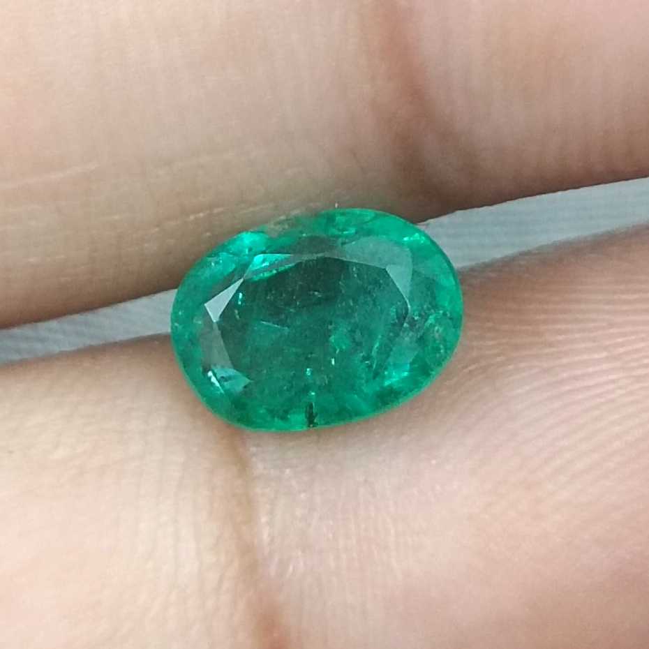 1.87ct GSI Certified Medium Deep Green Oval Cut Zambian Emerald /
