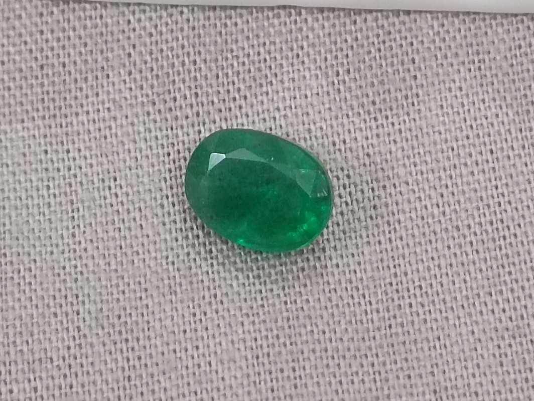 1.33ct GSI USA Certified Deep Green Oval Cut Zambian Emerald 