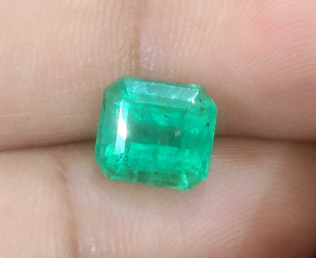 Gsi certified 3.52ct medium sea green emerald cut Zambian emerald 