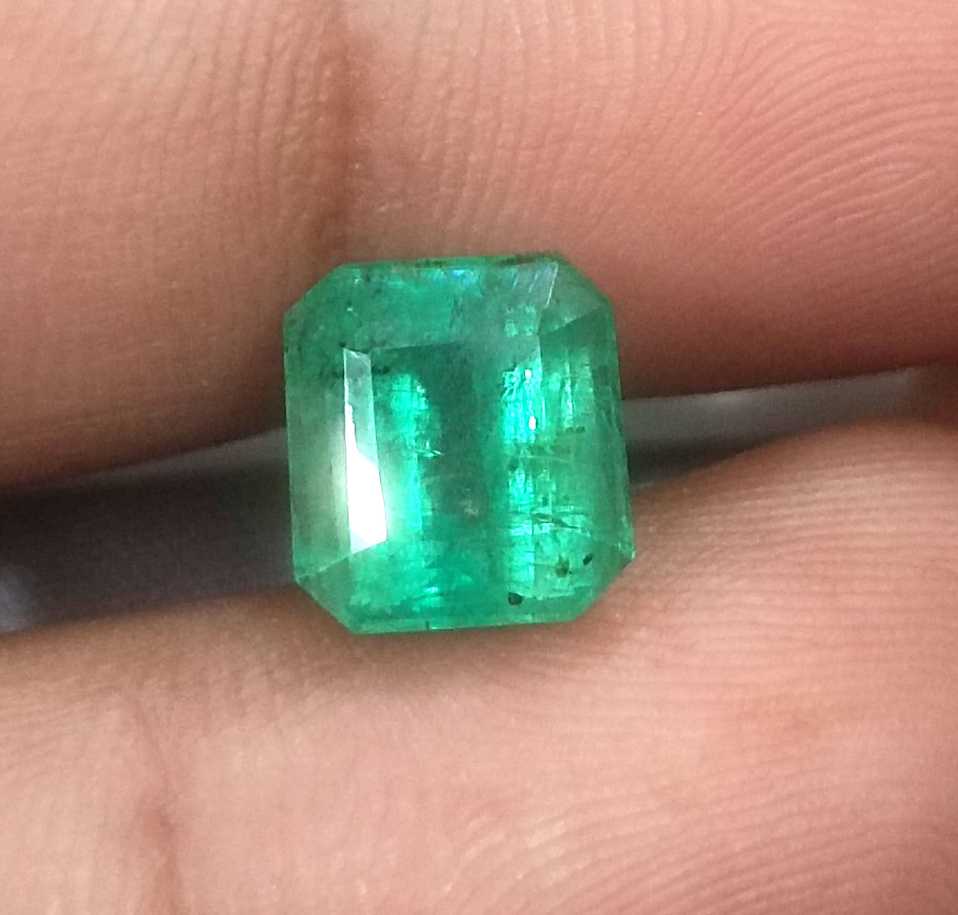Gsi certified 3.52ct medium sea green emerald cut Zambian emerald 