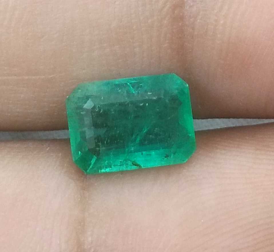 1.92cts GSI certified medium green octagon cut Zambian emerald stone