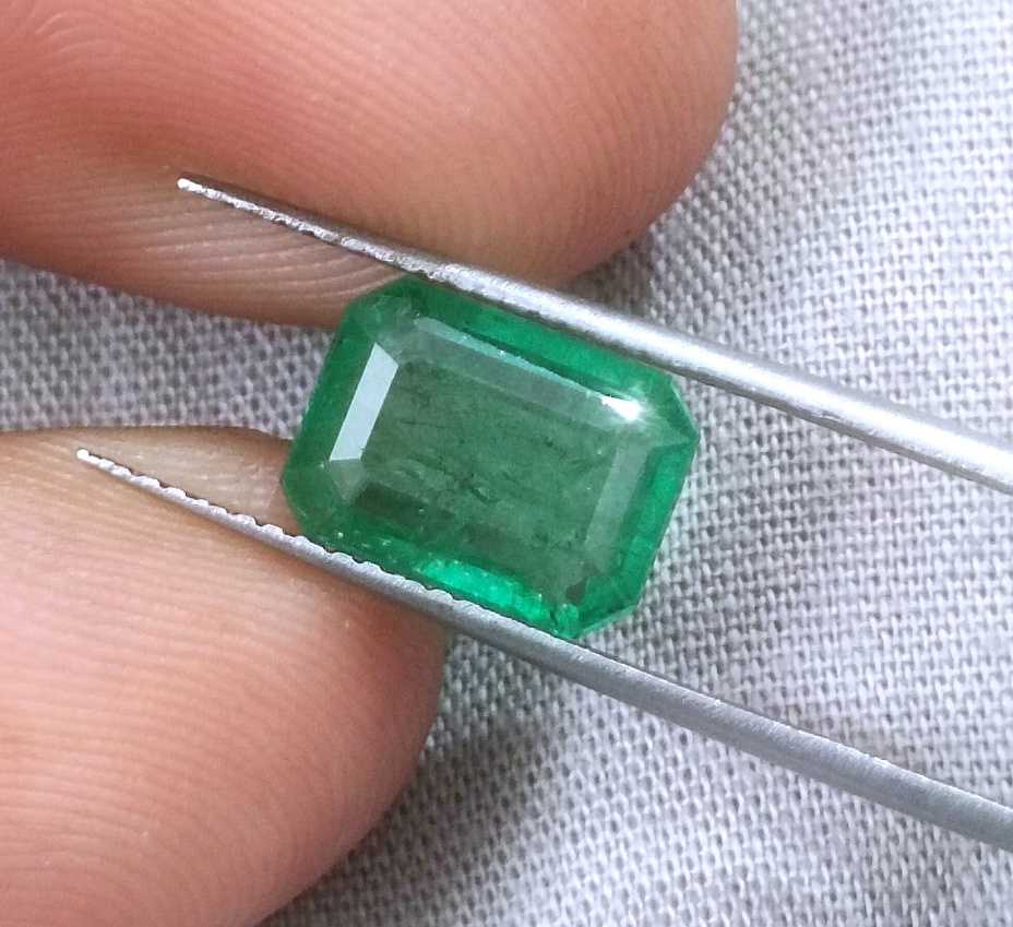 2.76ct GSI certified medium green emerald cut Zambian emerald 