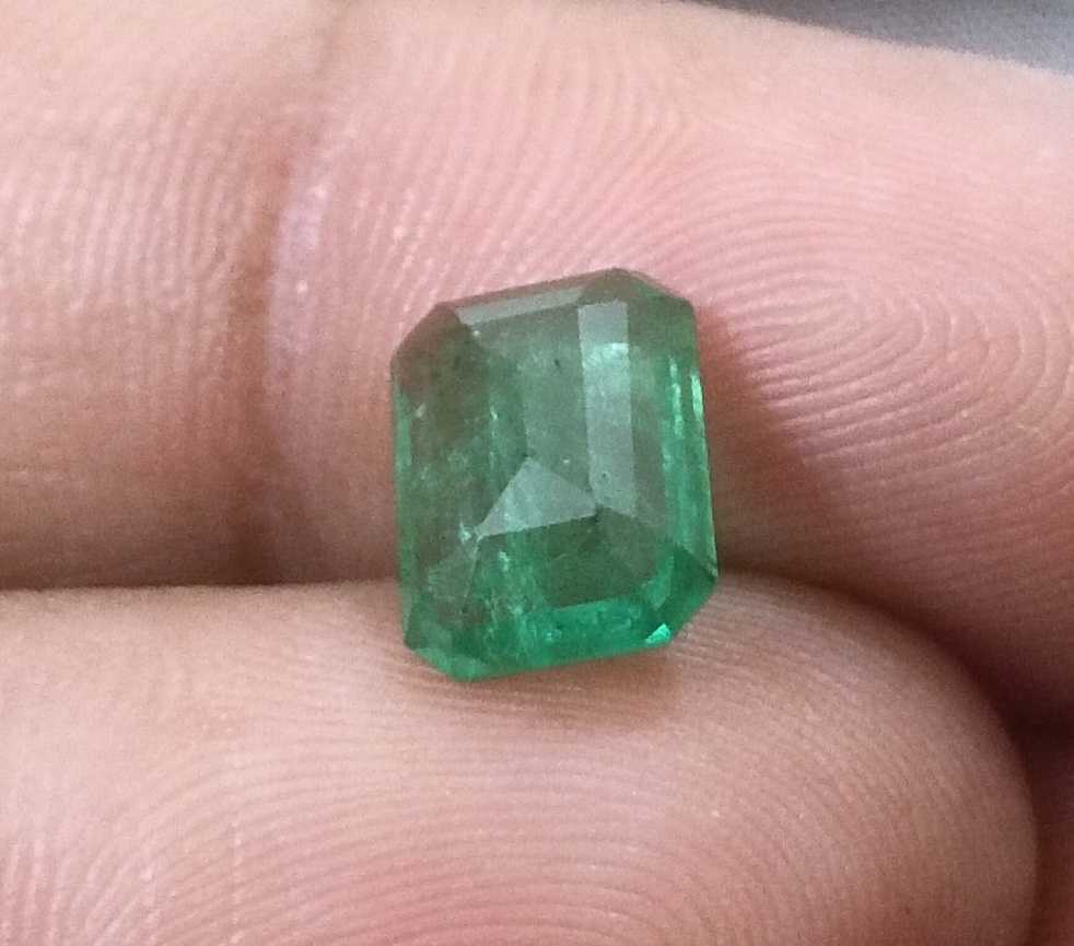 2.76ct GSI certified medium green emerald cut Zambian emerald 