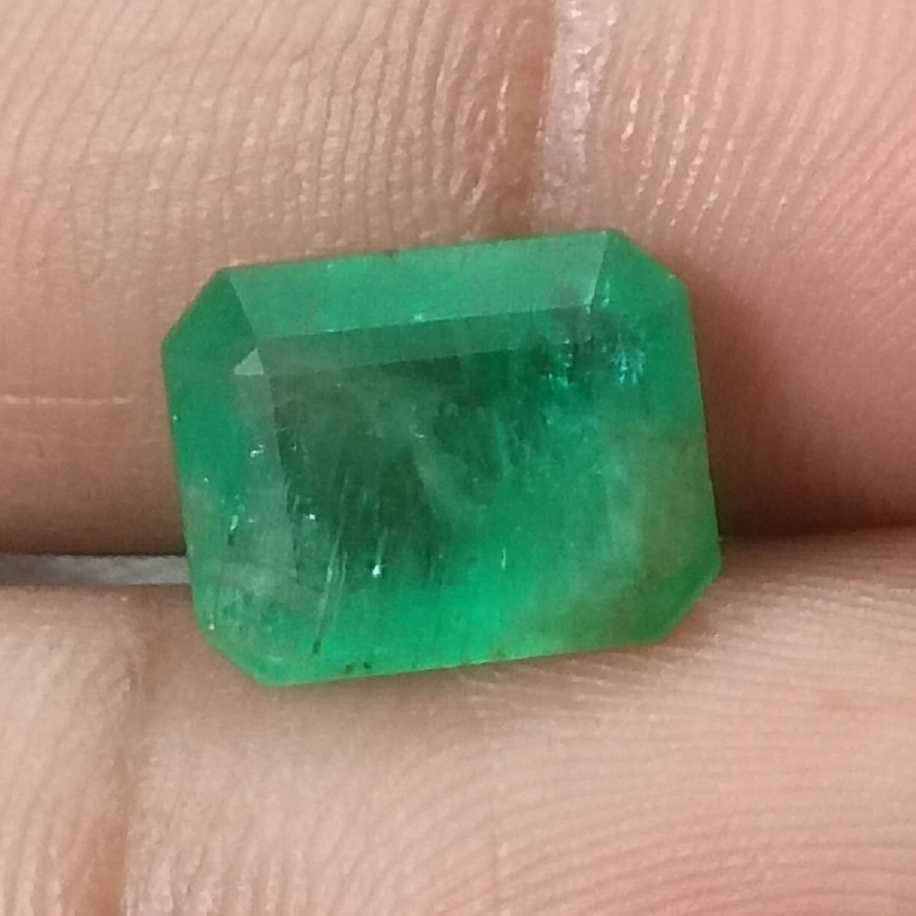 4.50ct GSI certified medium green emerald cut Swat Emerald /