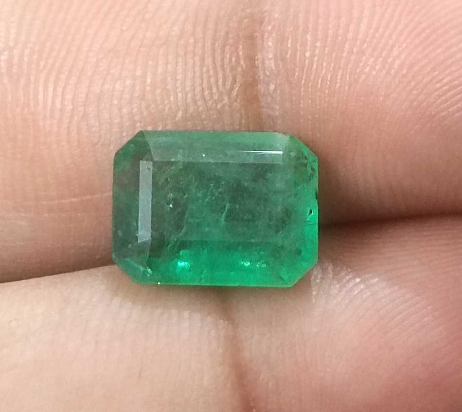 3.94ct GSI certified medium green emerald cut Zambian emerald 