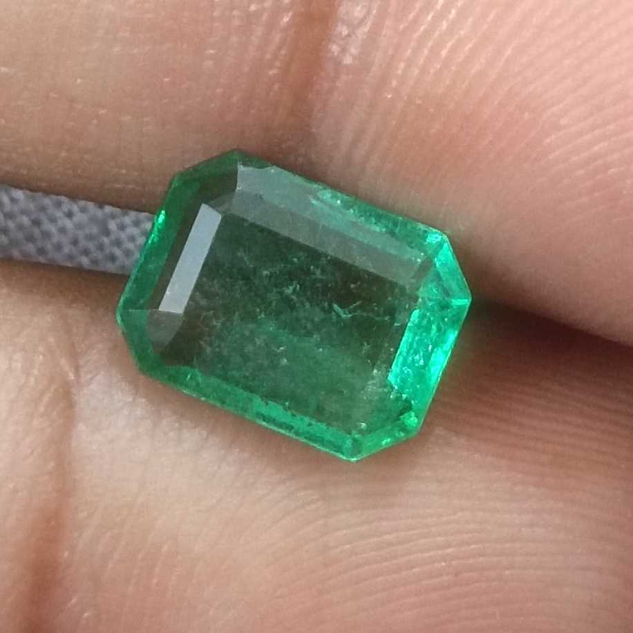 2.35ct GSI certified medium green emerald cut Zambian emerald/