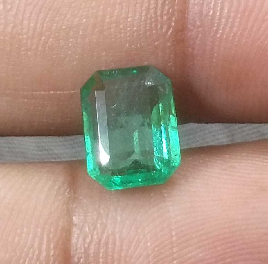 2.35ct GSI certified medium green emerald cut Zambian emerald