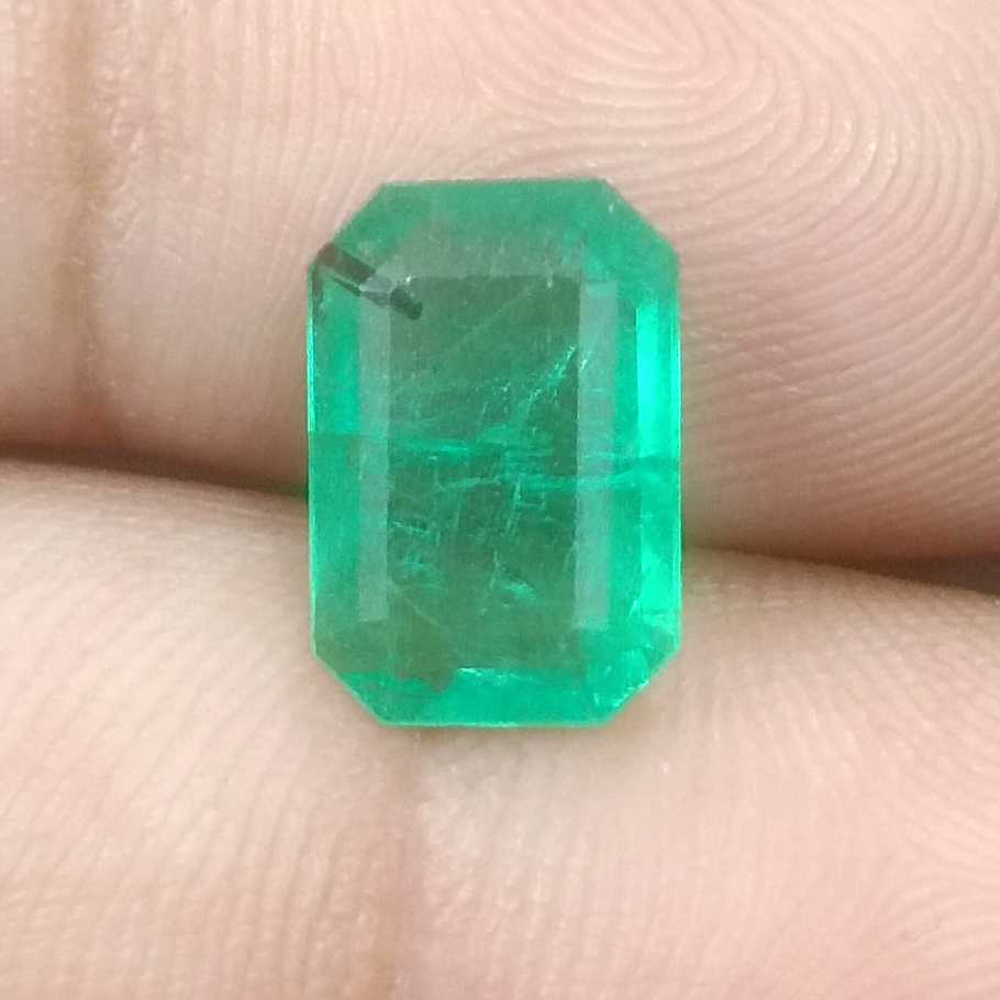2.78ct GSI certified medium grass green emerald cut Zambian emerald 