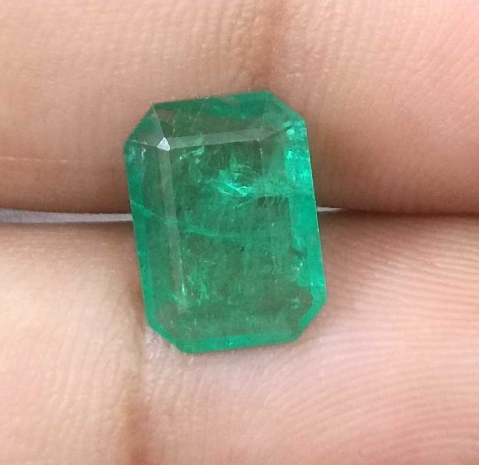 2.82ct GSI certified medium bright green emerald cut Zambian emerald 