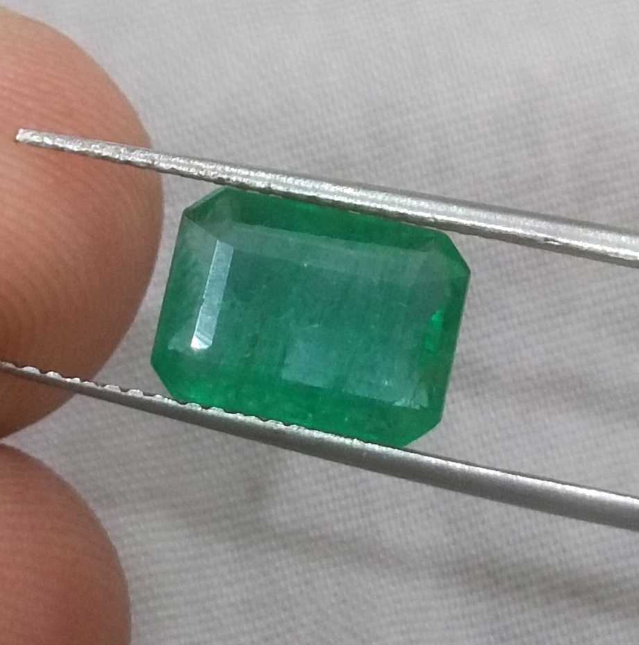 2.72ct GSI certified medium deep green emerald cut Zambian Emerald 