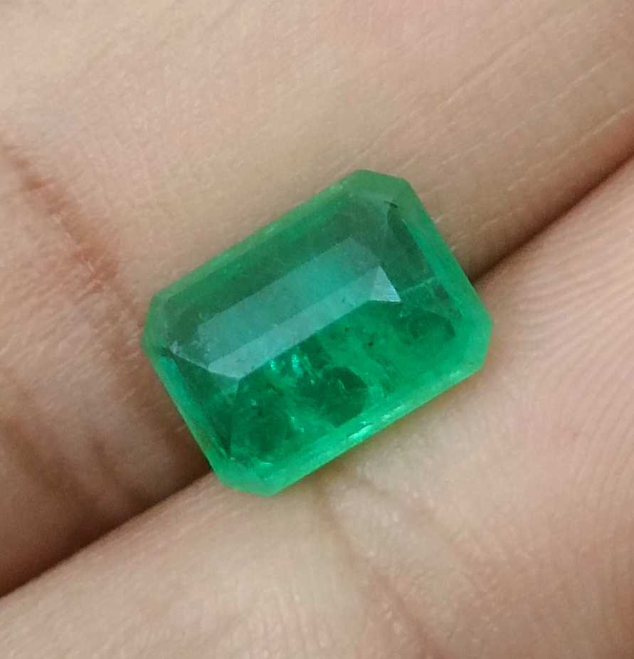 2.72ct GSI certified medium deep green emerald cut Zambian Emerald 