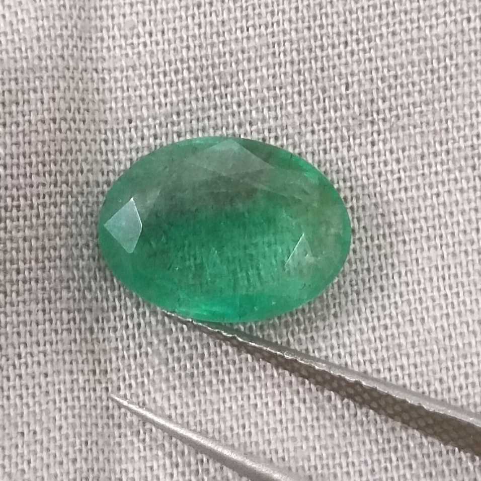 3.25ct GSI certified medium green oval cut Zambian emerald /