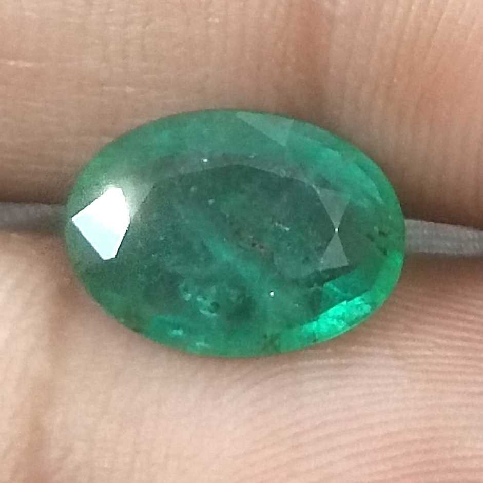 2.65ct GSI certified medium green Oval cut Zambian emerald /
