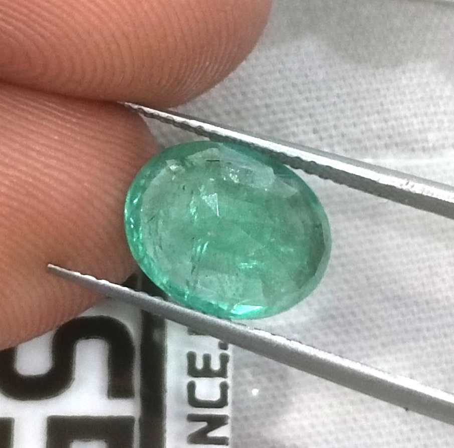 3.29ct GSI certified medium Light green oval cut Zambian emerald 