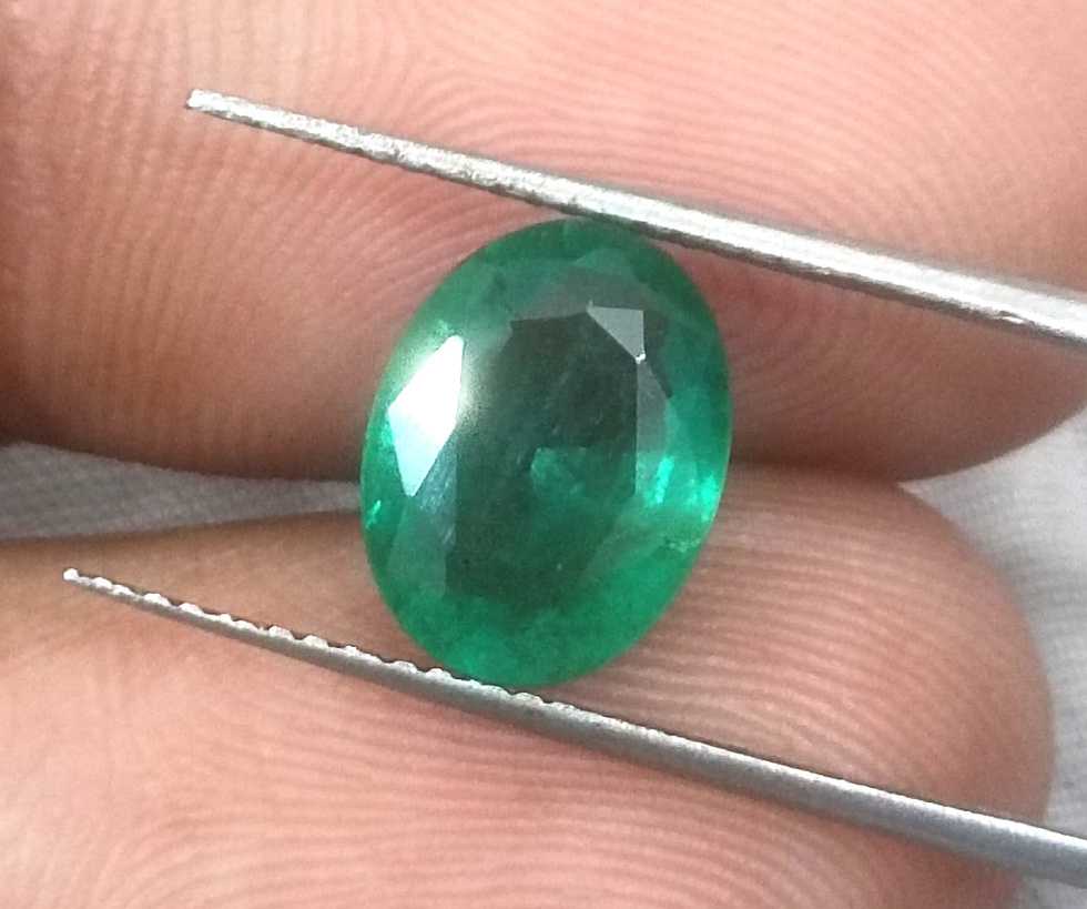 2.52ct GSI USA certified oval cut Zambian emerald 