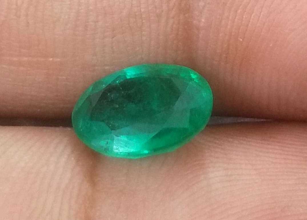 2.52ct GSI USA certified oval cut Zambian emerald 