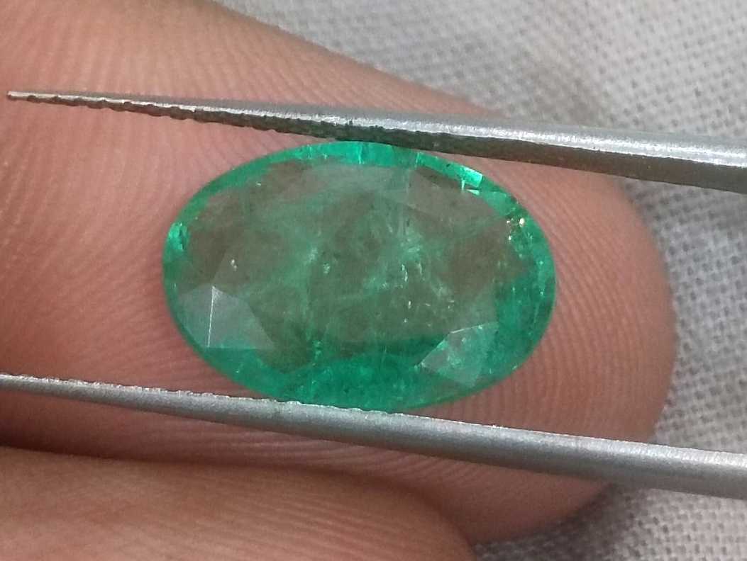 4.52ct GSI USA certified oval cut Zambian emerald 