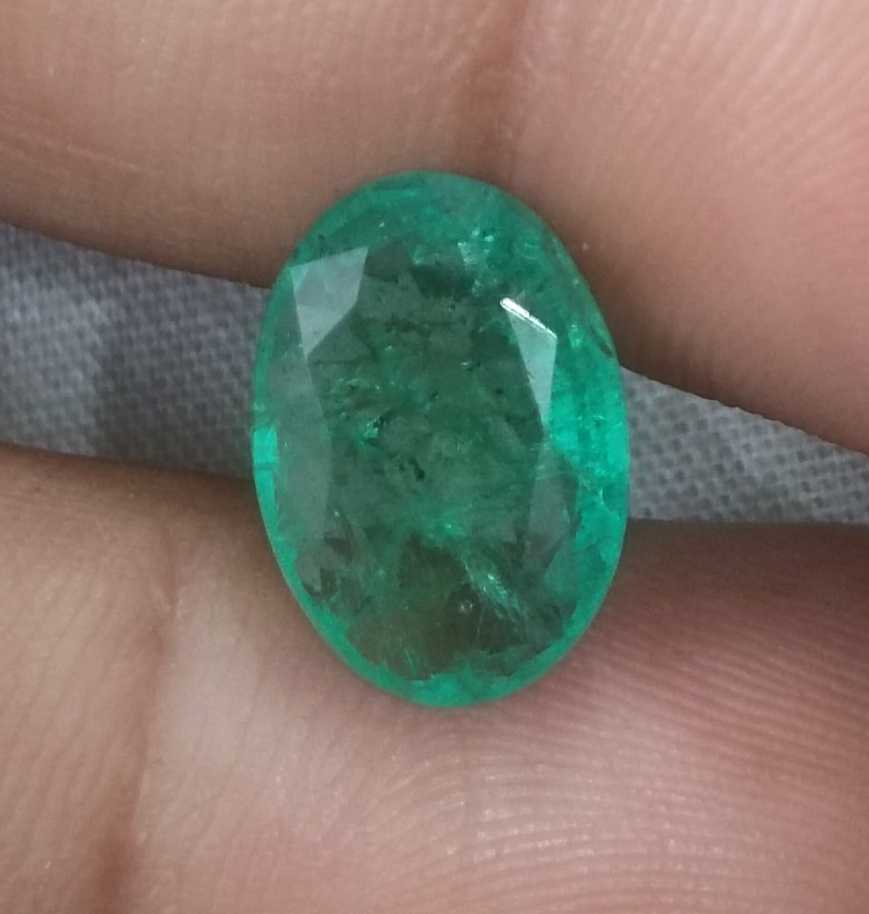 4.52ct GSI USA certified oval cut Zambian emerald 