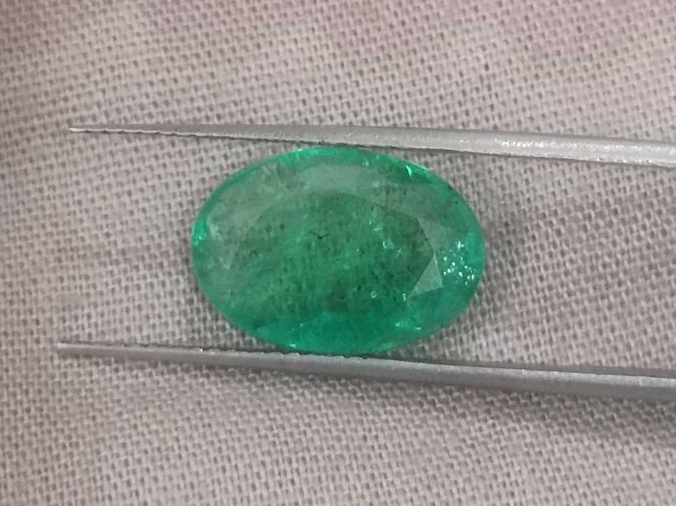 4.52ct GSI USA certified oval cut Zambian emerald 