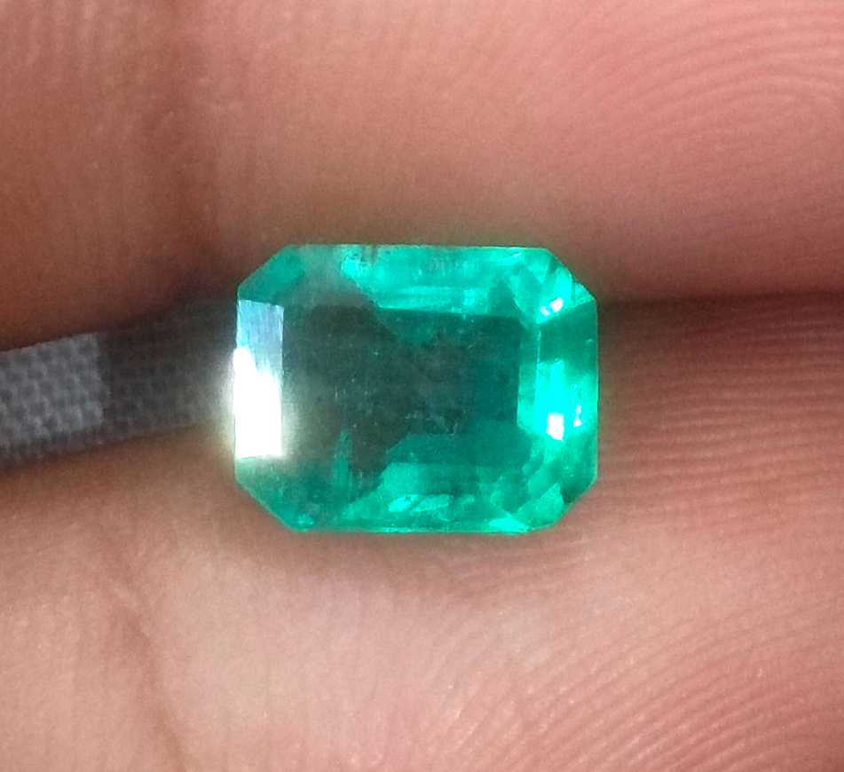 2.03ct GSI USA certified emerald cut Pastel green emerald