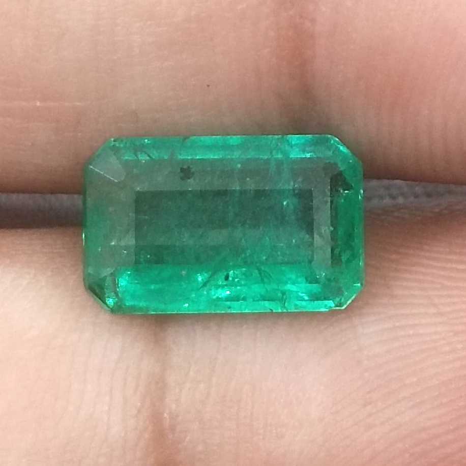 2.99ct GSI certified emerald cut Colombian emerald /