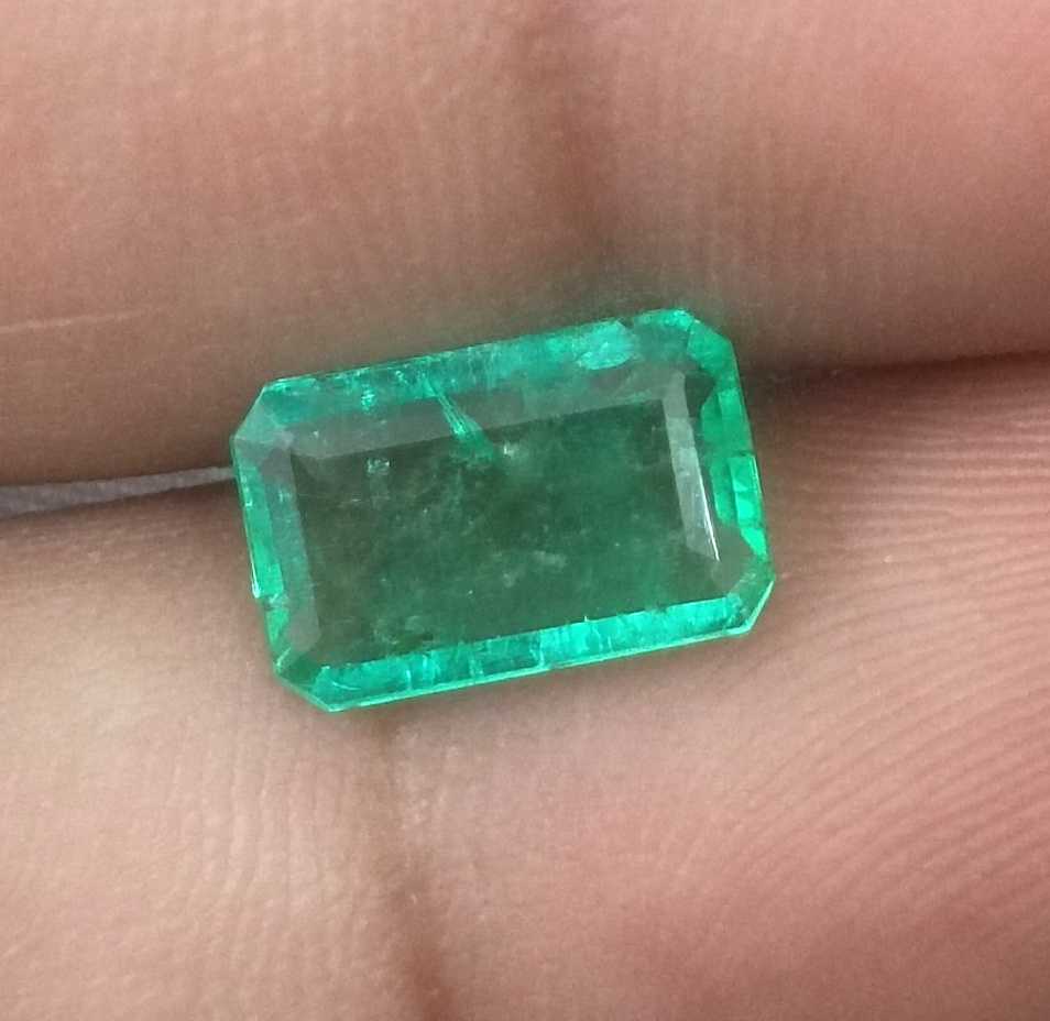 2.05ct GSI certified medium Light green Panjshir Emerald emerald cut