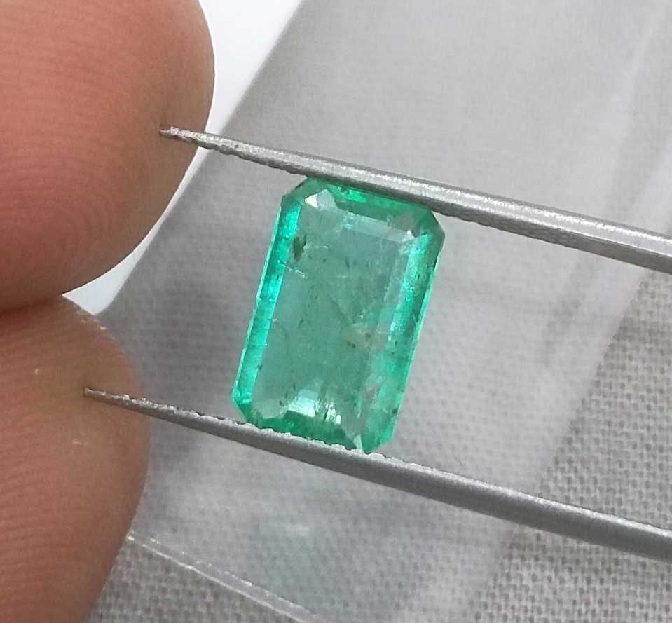 2.05ct GSI certified medium Light green Panjshir Emerald emerald cut
