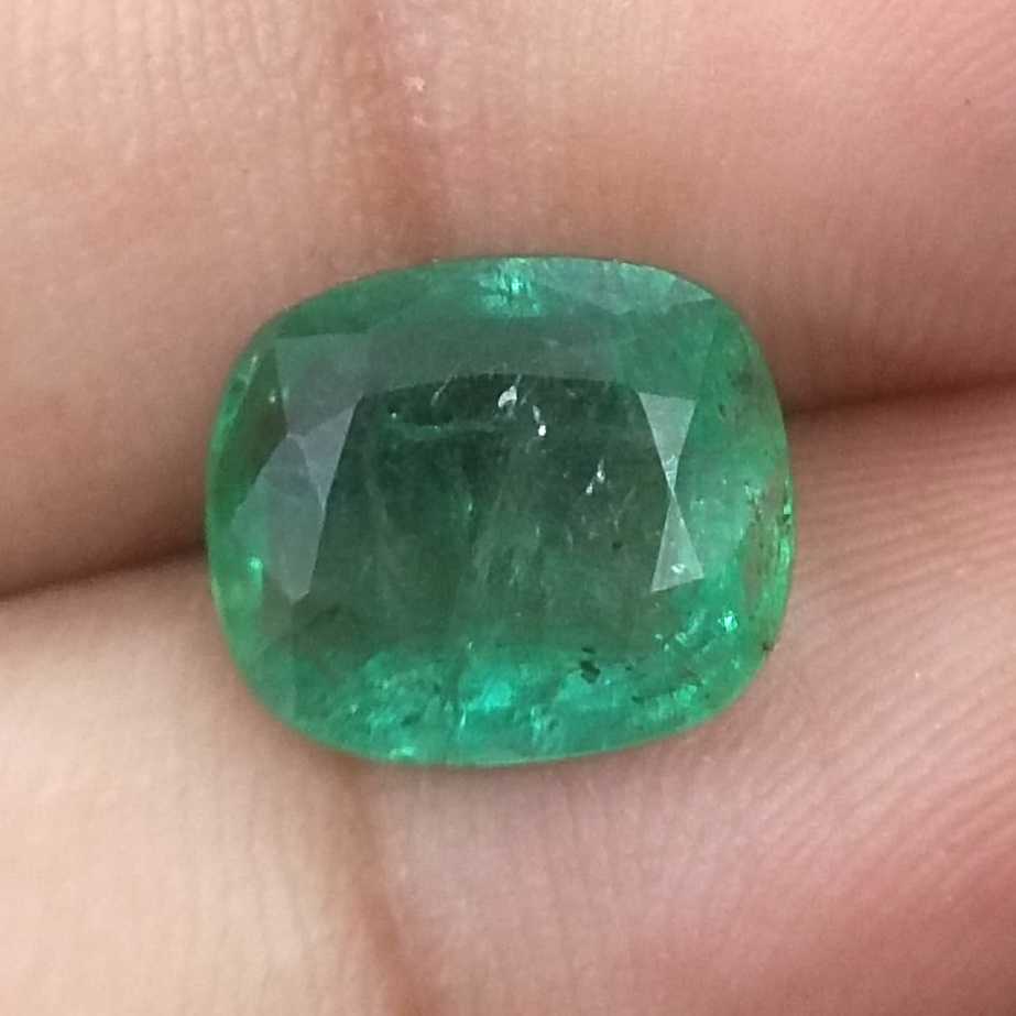 3.61ct GSI Certified cushion cut Swat emerald /