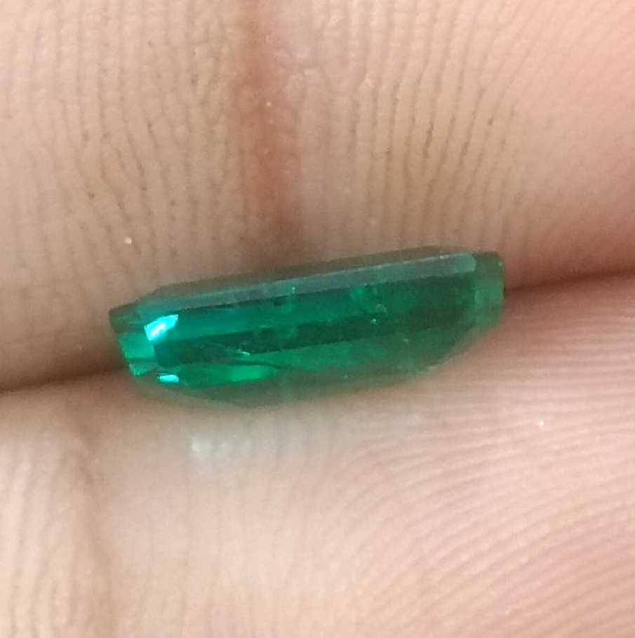 2.29ct GSI USA certified emerald cut natural vivid green Zambian emerald stone