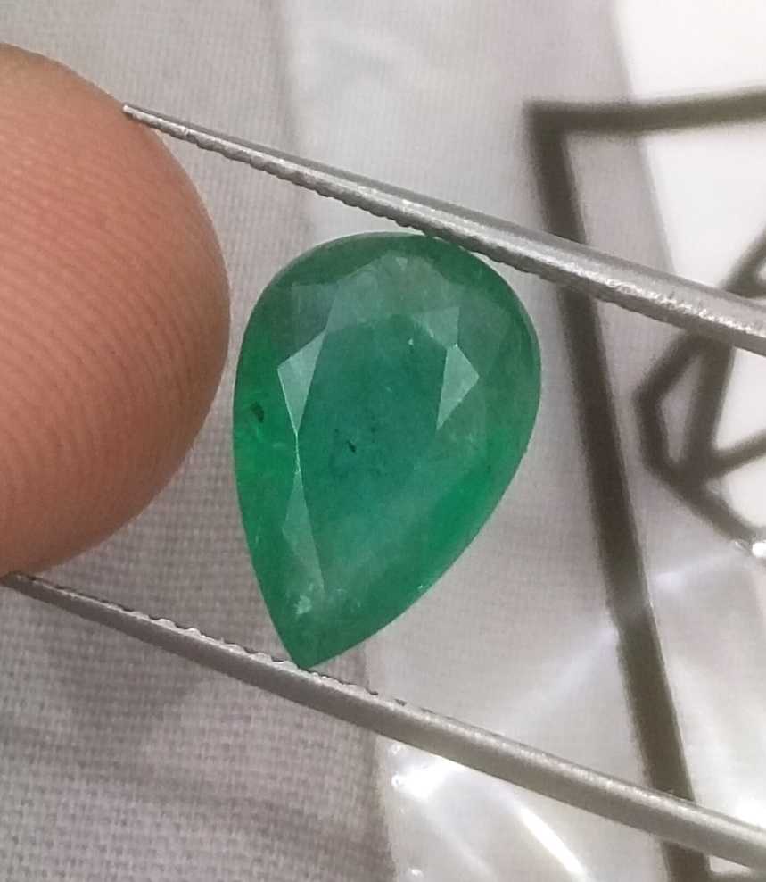 3.25ct GSI (USA) certified velvet green pear cut Zambian emerald 