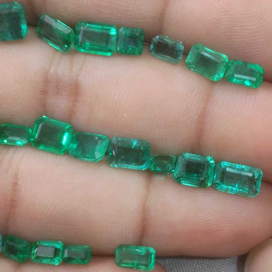 20.64ct Medium to vivid green emerald cut Zambian Emerald Parcel 