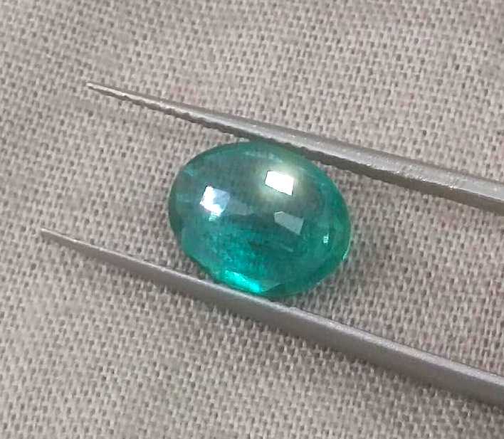 1.70ct GSI certified medium deep green oval cut Zambian Emerald 
