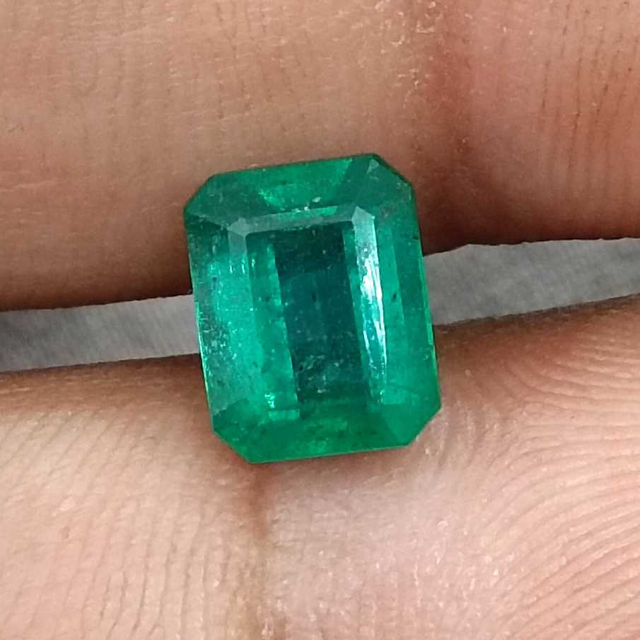 GSI certified 1.87ct medium deep green octagon cut Zambian emerald stone /