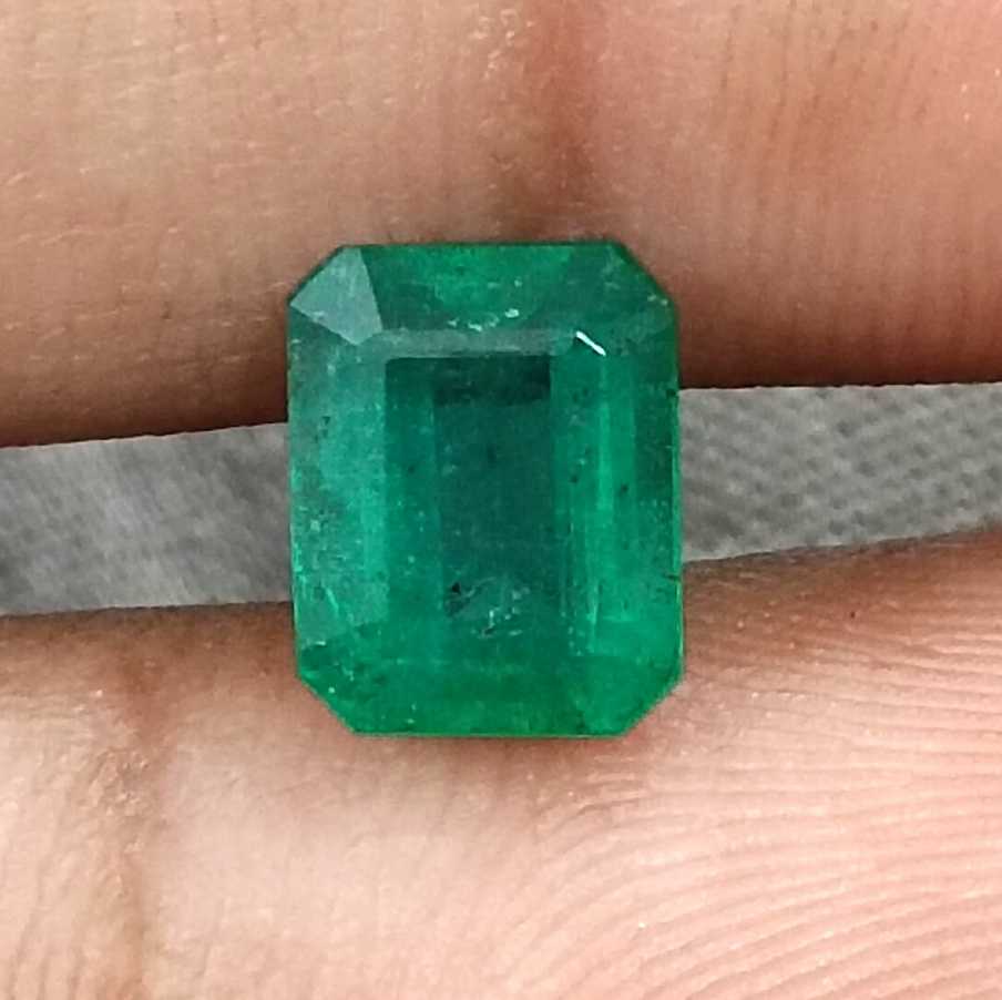 GSI certified 1.87ct medium deep green octagon cut Zambian emerald stone 