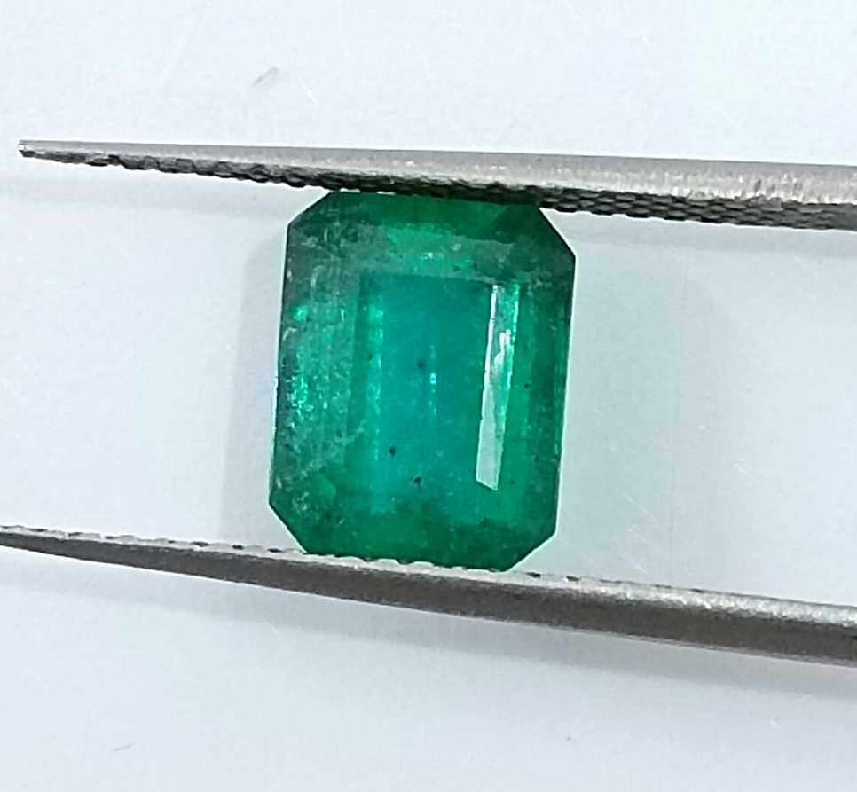 GSI certified 1.87ct medium deep green octagon cut Zambian emerald stone 