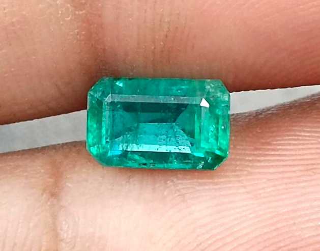 GSI USA certified 1.83ct octagon cut Zambian emerald stone 
