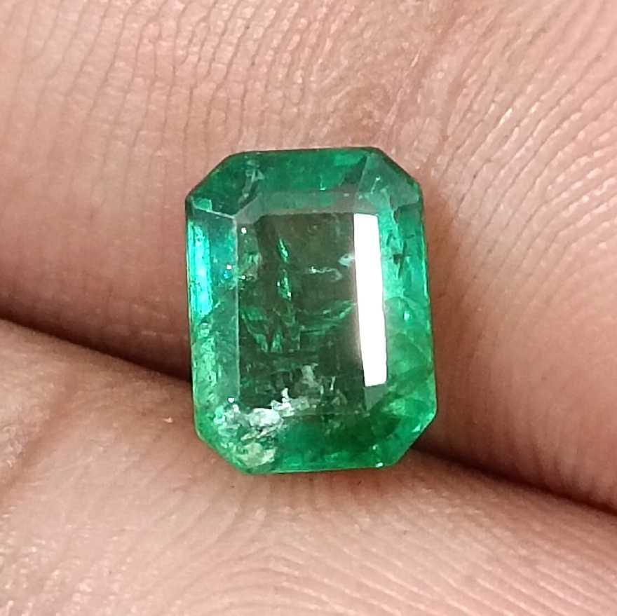 GSI USA certified 1.62ct medium green octagon cut Zambian emerald stone 