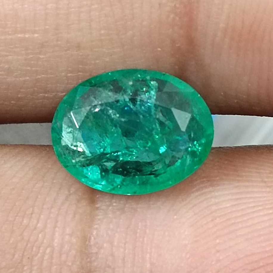 GSI certified 2.40ct oval cut Zambian emerald loose gemstone /