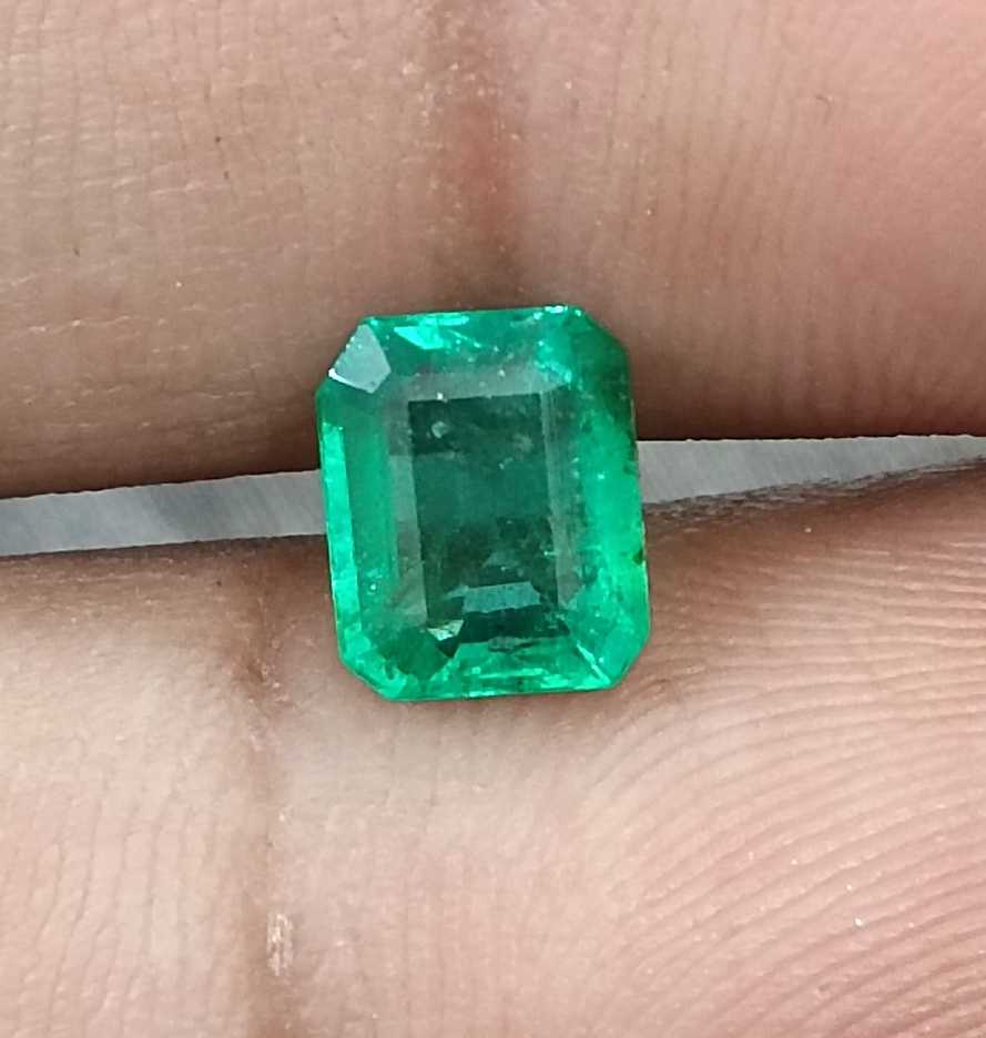 GSI USA certified 1.31ct parrot green Zambian emerald octagon cut stone 