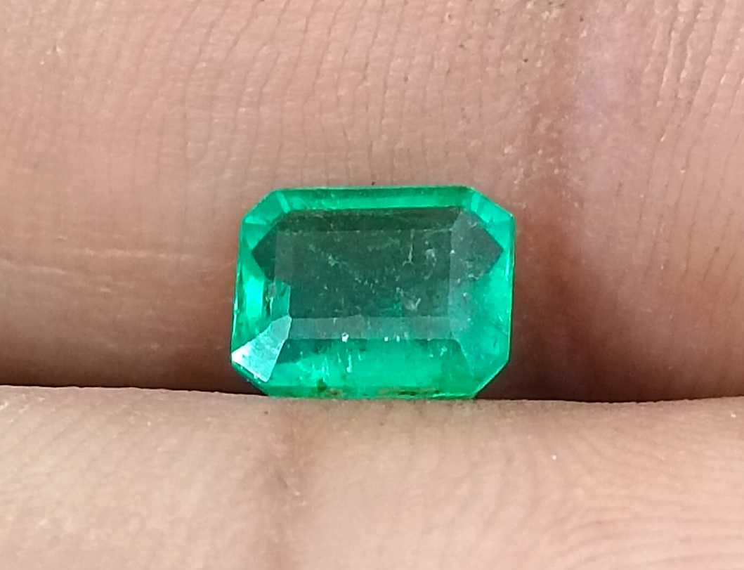 GSI USA certified 1.31ct parrot green Zambian emerald octagon cut stone 