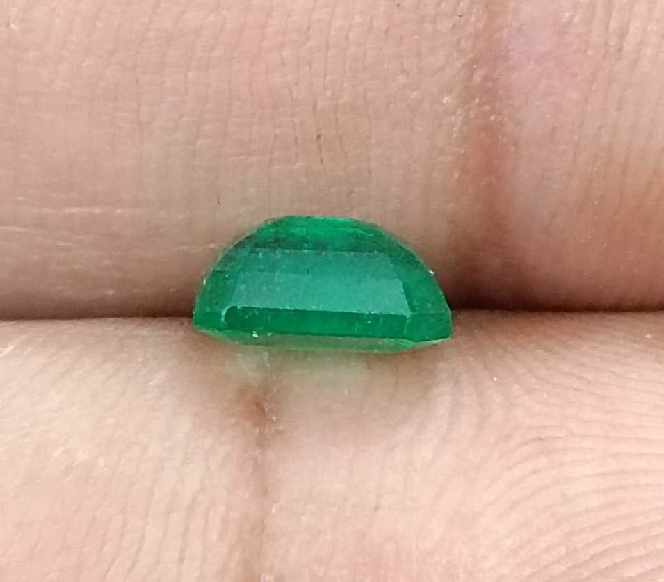 GSI USA certified 1.31ct parrot green Zambian emerald octagon cut stone 