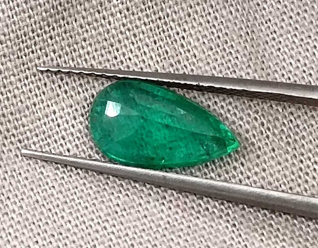 GSI USA certified 1.33ct pear cut deep green Zambian emerald stone 