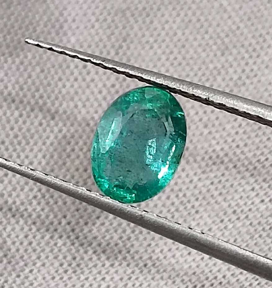 1.26 Natural Zambian emerald oval cut minor oiled loose gemstone 