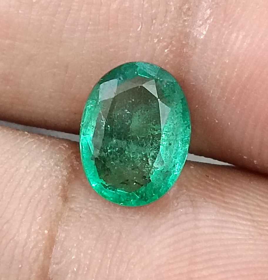 1.61ct Medium deep green oval cut Zambian Emerald loose Gemstone 