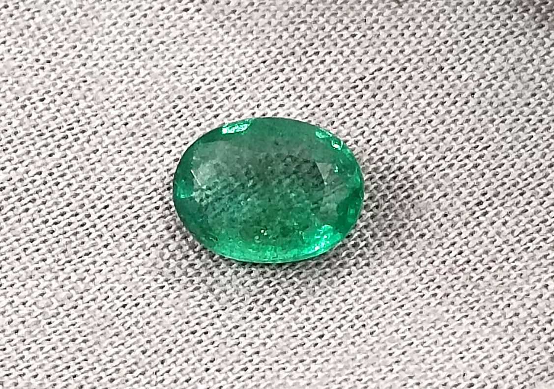 1.61ct Medium deep green oval cut Zambian Emerald loose Gemstone 