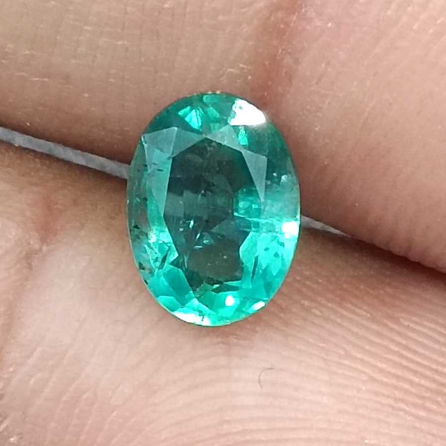 GSI certified 1.44ct Shamrock green oval cut Zambian emerald /