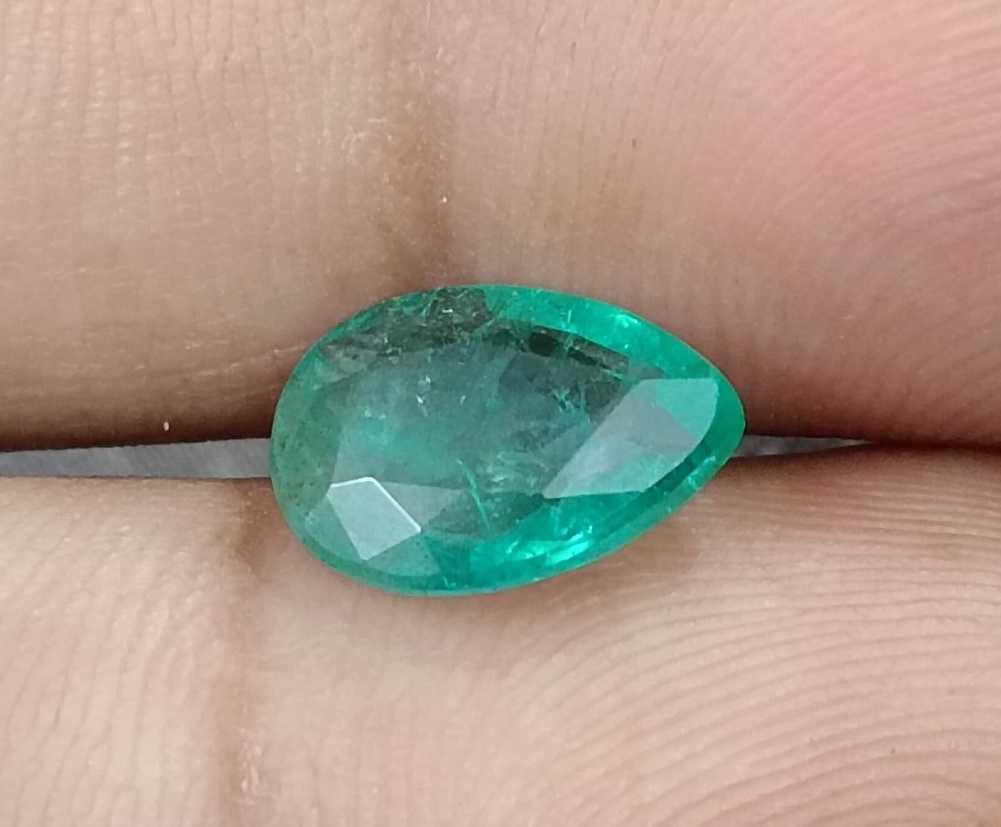 GSI USA certified 2.10ct medium light green pear cut Zambian emerald 