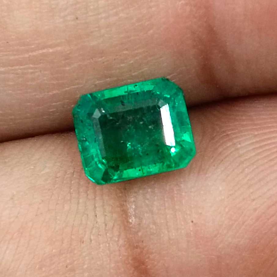 1.70cts GSI certified medium deep green Zambian emerald emerald cut gemstone /