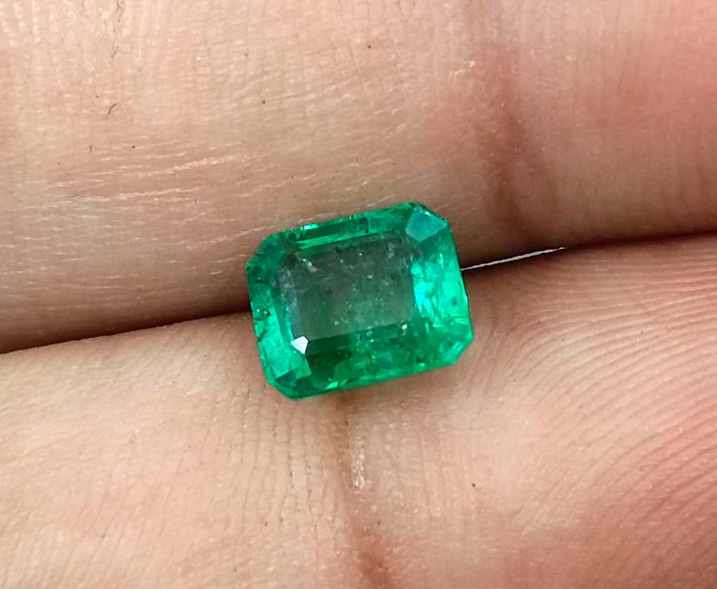 1.70cts GSI certified medium deep green Zambian emerald emerald cut gemstone 
